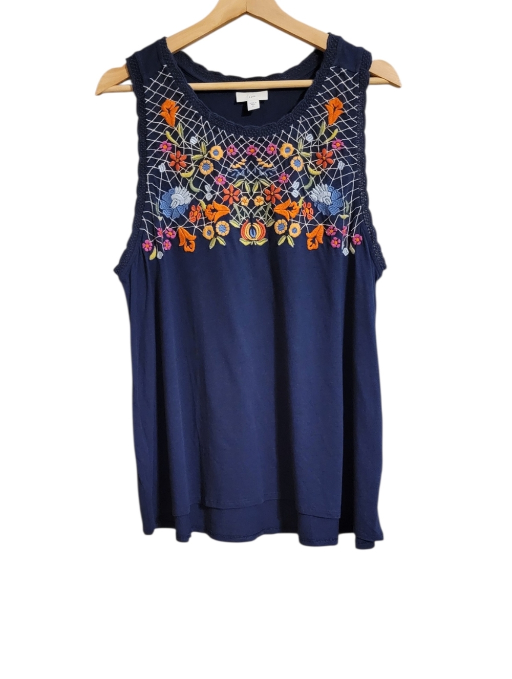 J Jill Blue Floral Embroidered Tank Top